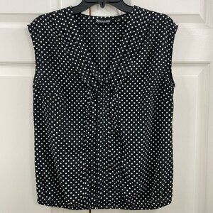 7th Avenue Design Studio by New York & Company rouched front top. Size Small